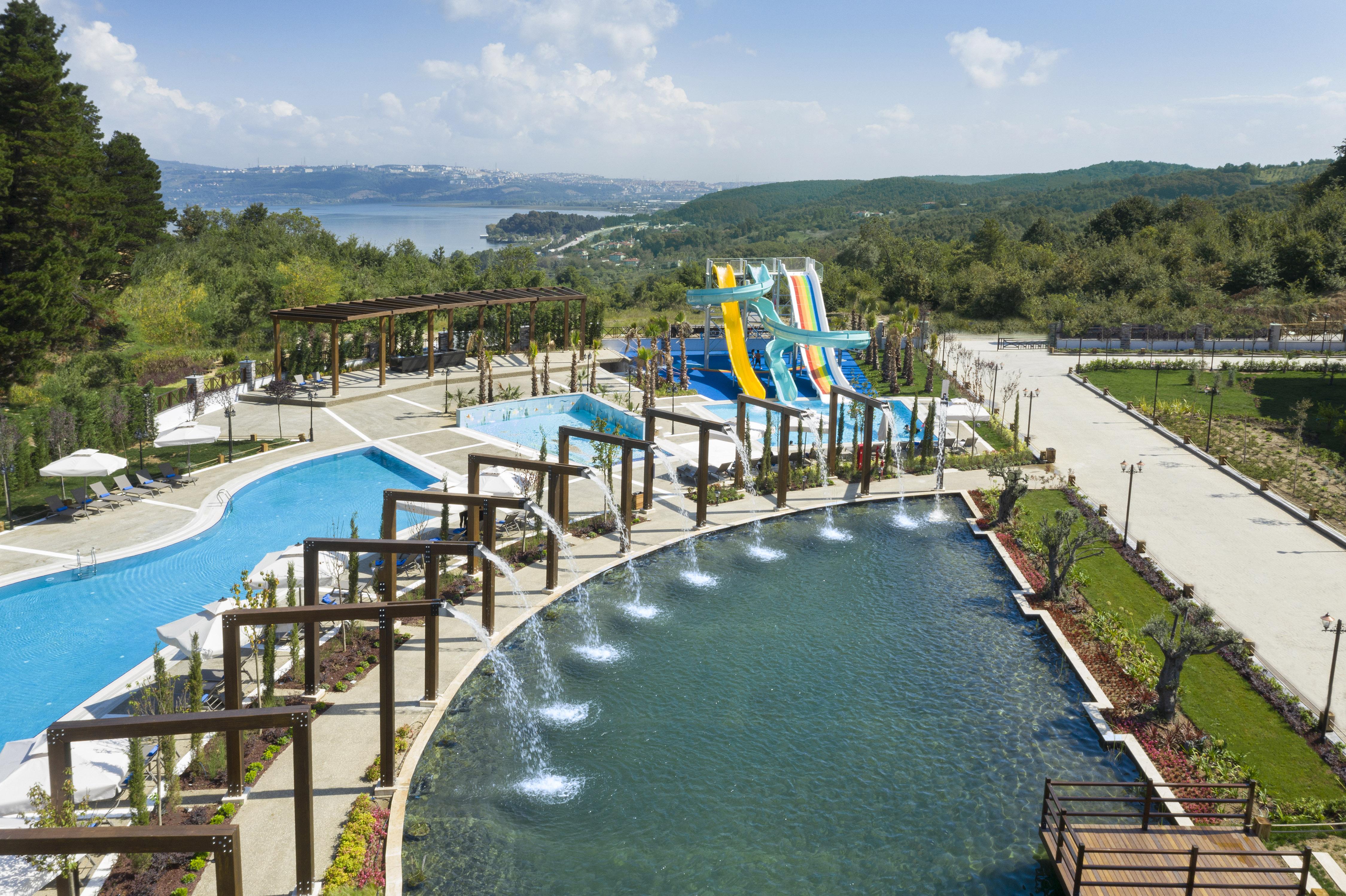 Elite World Grand Sapanca Hotel Екстериор снимка Sunu Water Park
